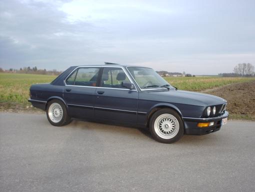 M5 E28