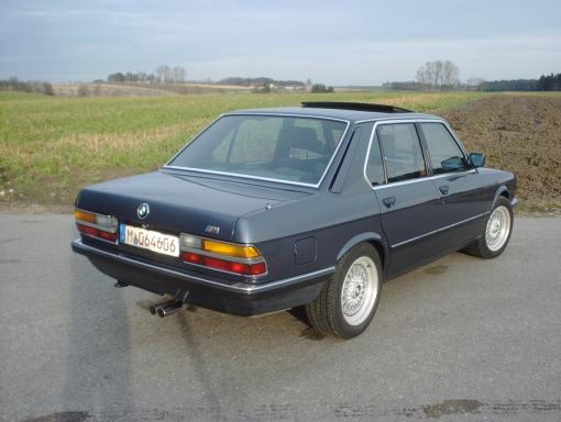 M5 E28
