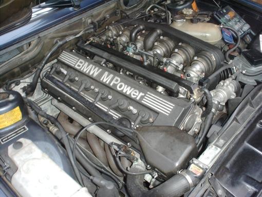 M5 E28